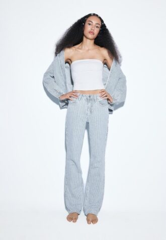D98 Straight-Leg Jeans