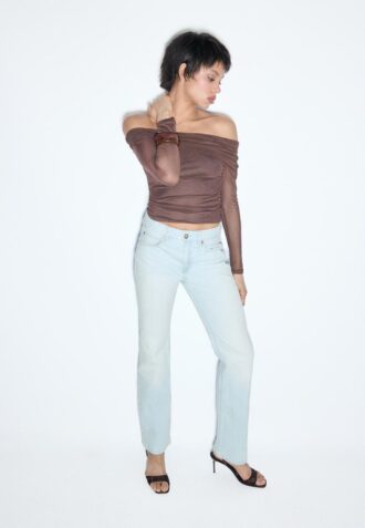 D98 Straight-Leg Jeans