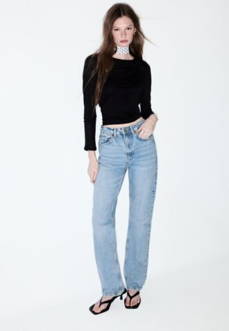 D98 Straight-Leg Jeans