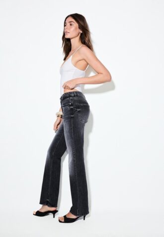 D98 Straight-Leg Jeans