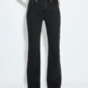 D98 Straight-Leg Jeans