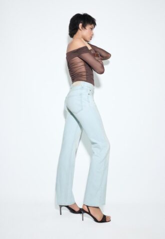 D98 Straight-Leg Jeans