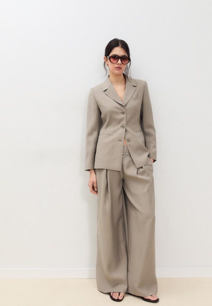Fitted 3-Button Blazer Fitted 3-Button Blazer