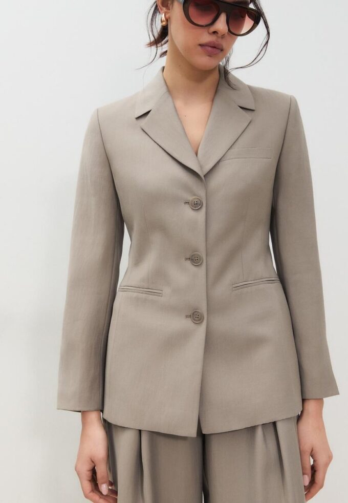 Fitted 3-Button Blazer Fitted 3-Button Blazer