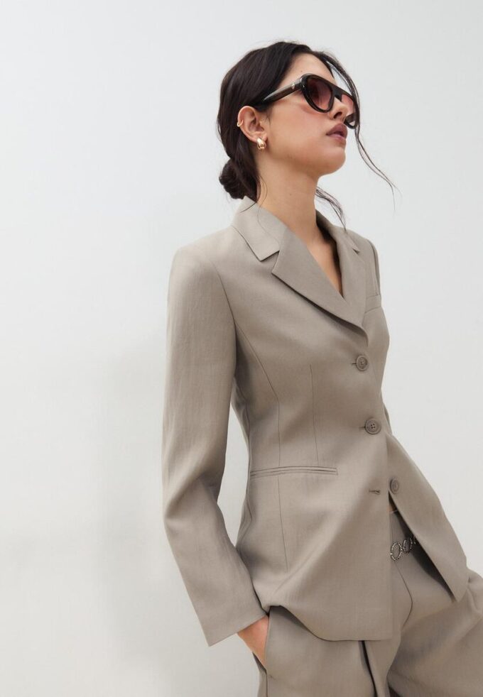 Fitted 3-Button Blazer Fitted 3-Button Blazer