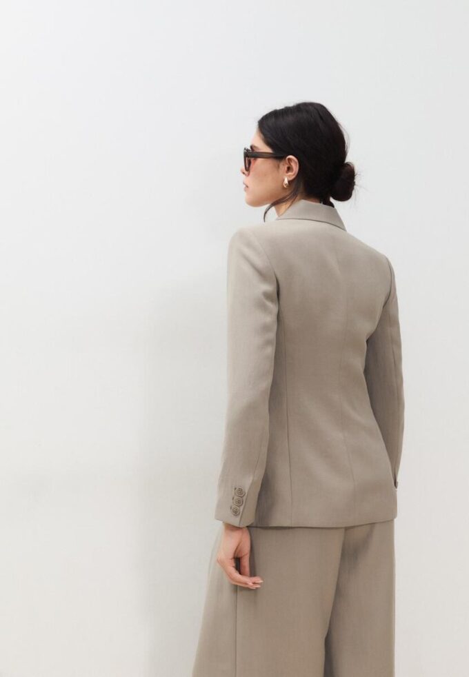Fitted 3-Button Blazer Fitted 3-Button Blazer