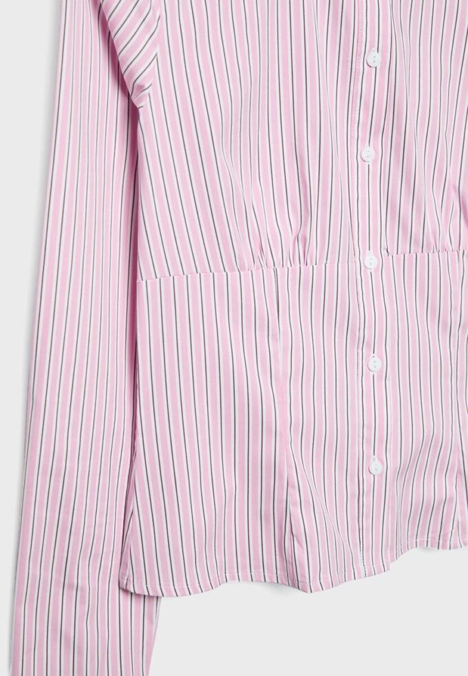 Fitted Shirt with Underbust Seam Fitted Shirt with Underbust Seam