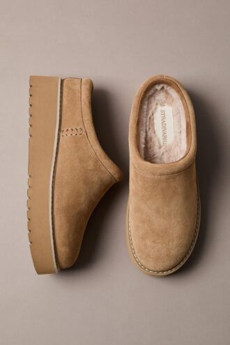 Flat Leather Clogs