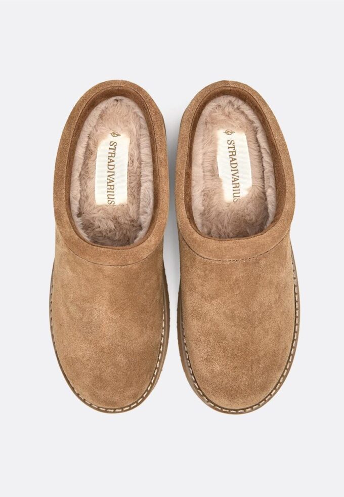Flat Leather Clogs