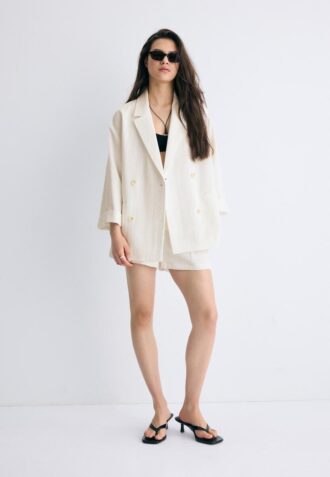 Flowing Double-Breasted Blazer