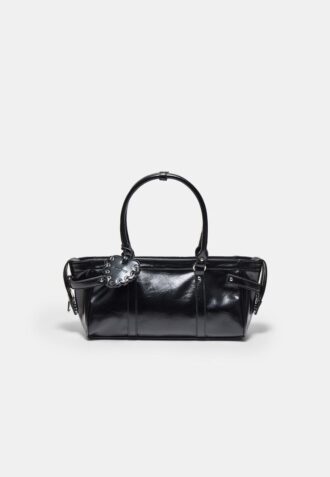 Heart Detail Shoulder Bag