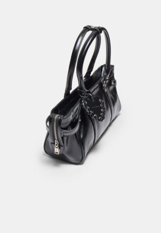 Heart Detail Shoulder Bag