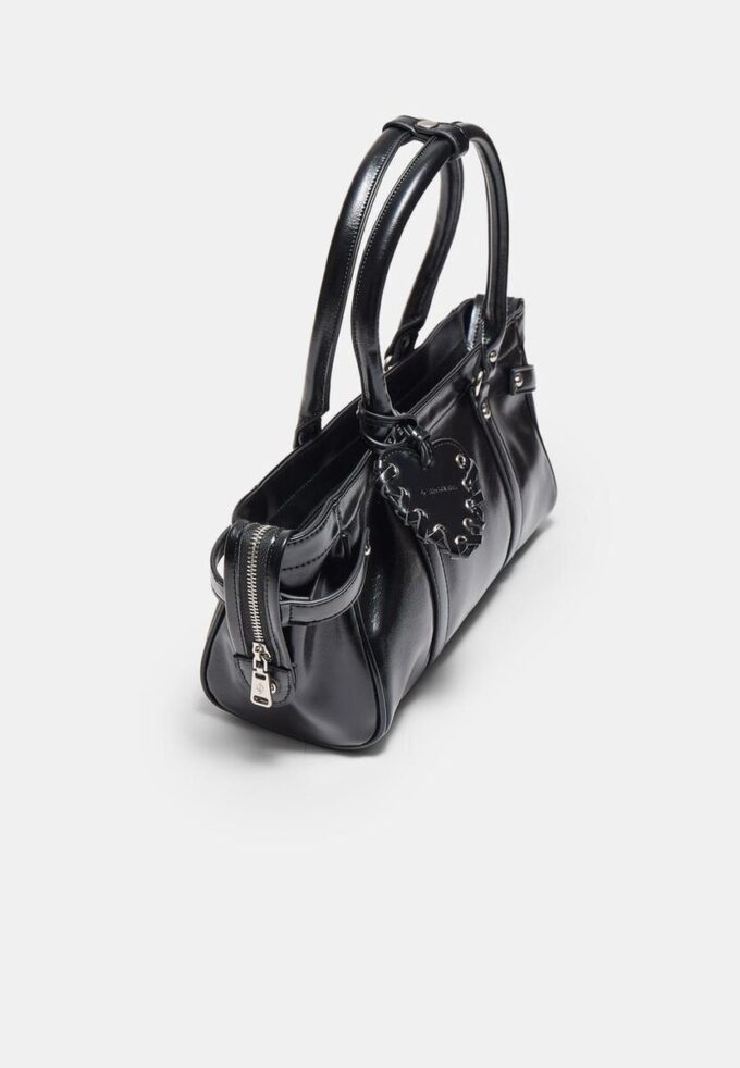 Heart Detail Shoulder Bag