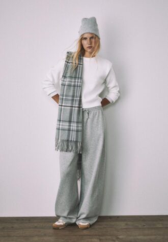 Knitted Jumper with Padded Shoulders