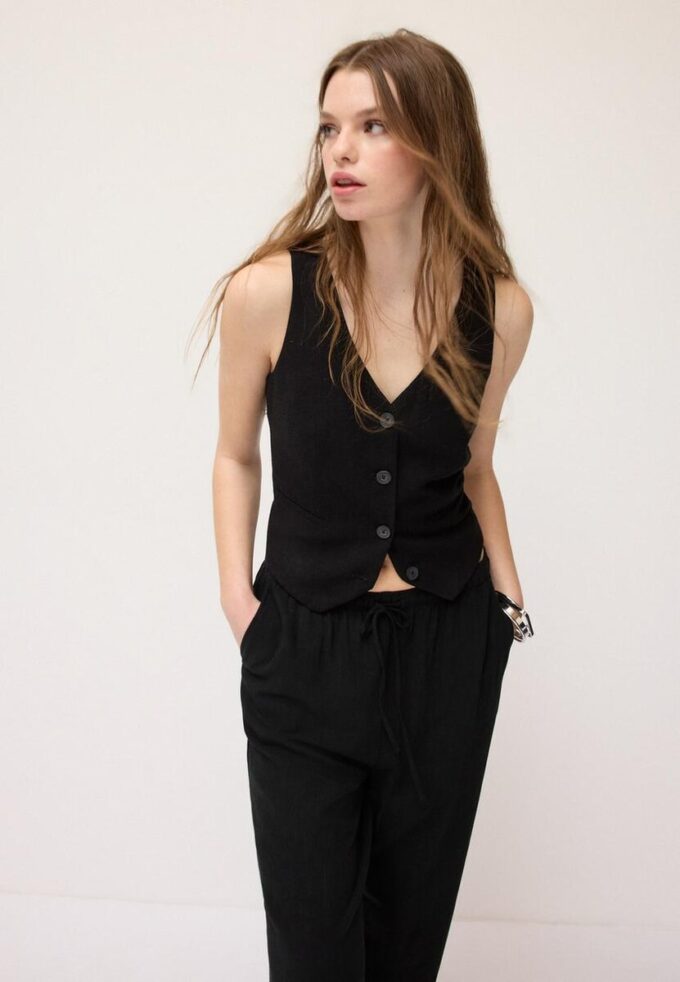 Linen Effect Buttoned Waistcoat Linen Effect Buttoned Waistcoat