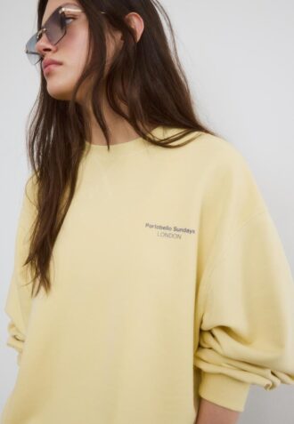 Long Sleeve Round Neck Text Sweatshirt