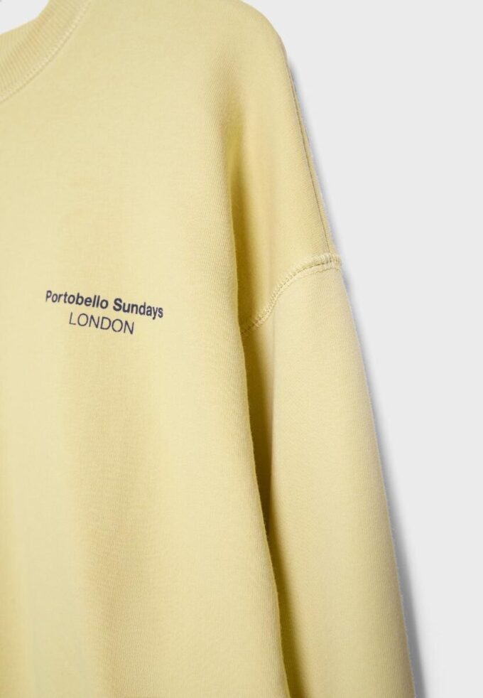 Long Sleeve Round Neck Text Sweatshirt Long Sleeve Round Neck Text Sweatshirt