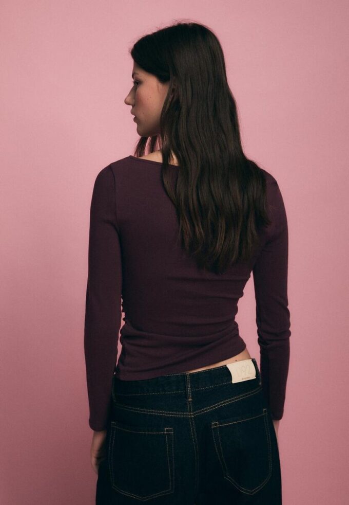 Long Sleeve T-Shirt with Gathering