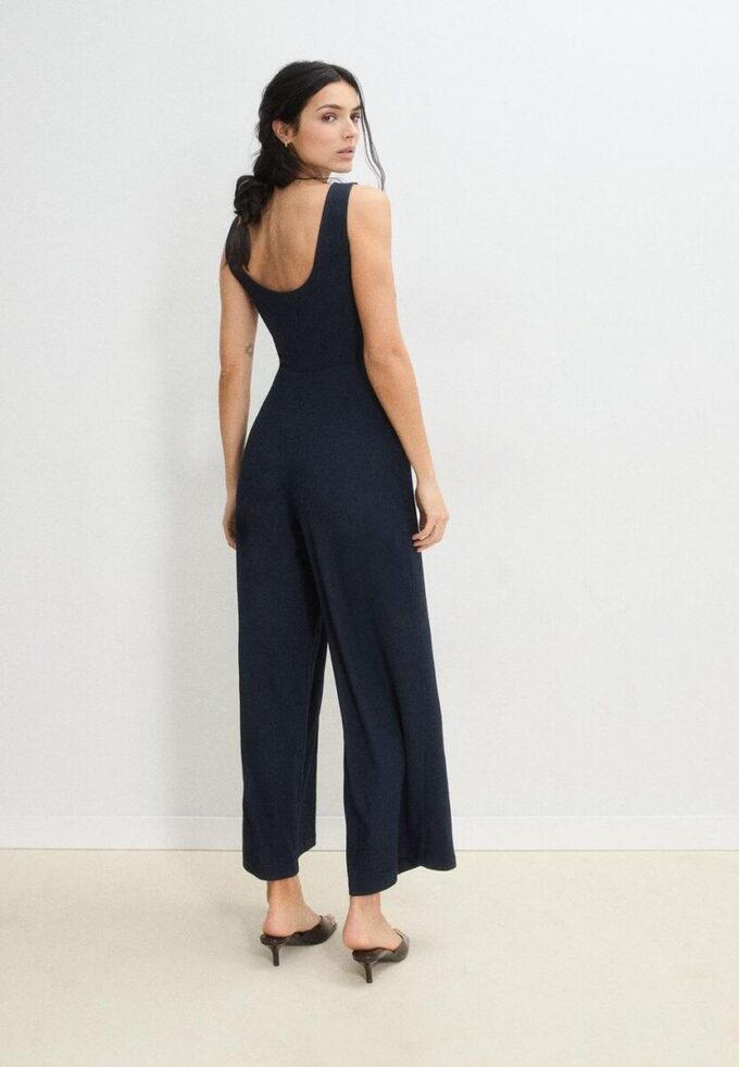 Long Sleeveless Straight Jumpsuit Long Sleeveless Straight Jumpsuit