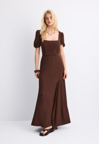 Loose-Fitting Maxi Dress with Criss-Cross Back Loose-Fitting Maxi Dress with Criss-Cross Back