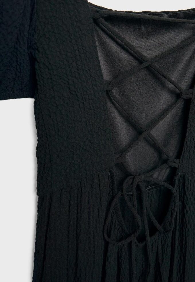 Loose-Fitting Maxi Dress with Criss-Cross Back Loose-Fitting Maxi Dress with Criss-Cross Back