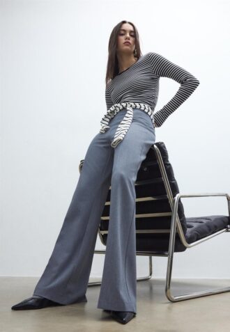 Loose-Fitting Smart Trousers