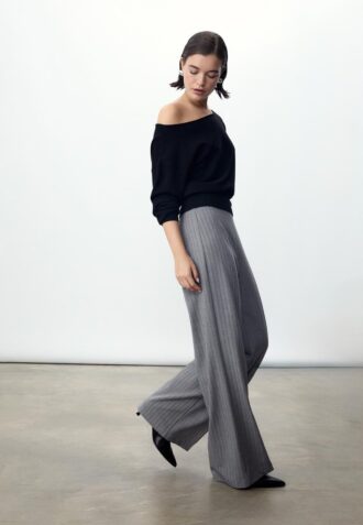 Loose-Fitting Smart Trousers
