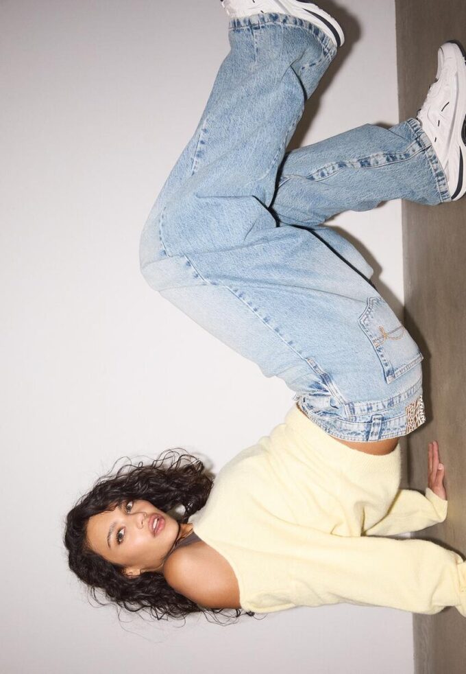Low-Rise Barrel-Leg Jeans