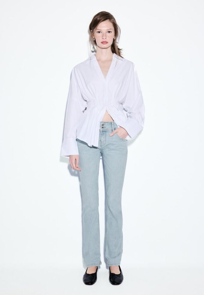 Low-Rise Slim Fit Jeans