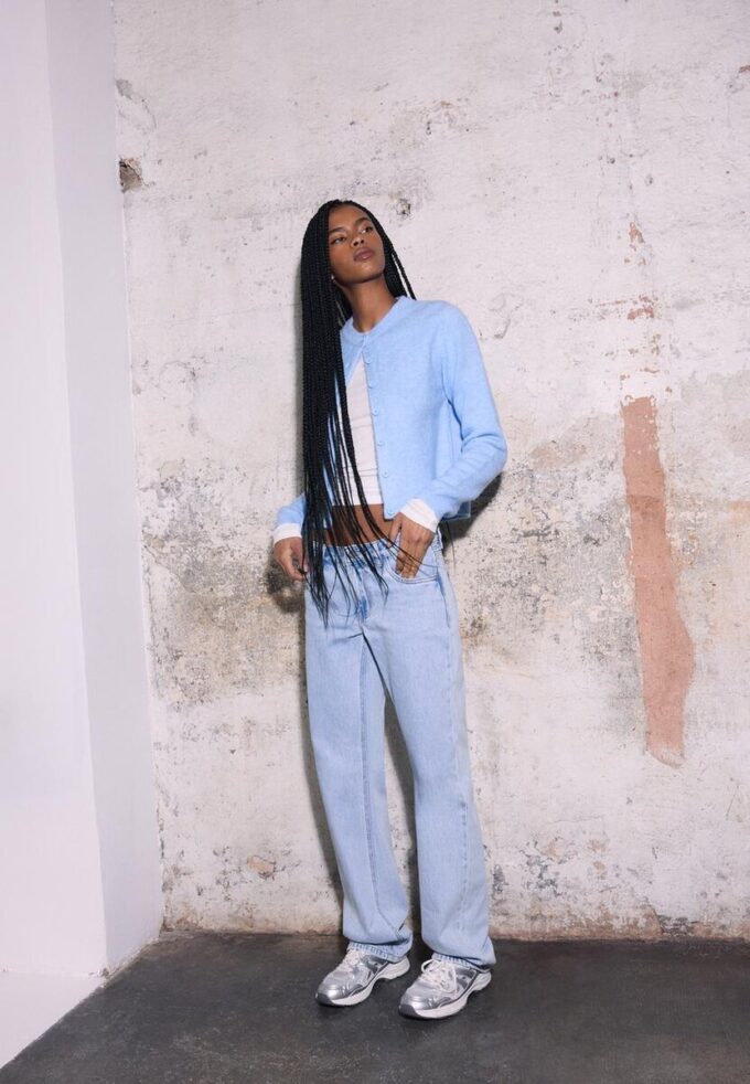 Low-Rise Straight Leg Jeans