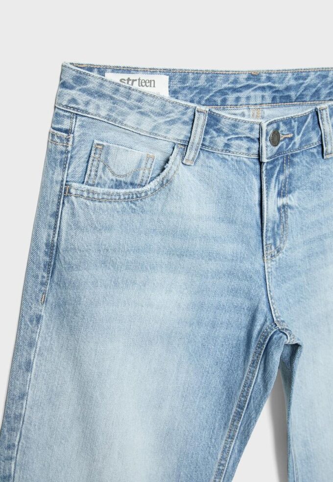 Low-Rise Straight-Leg Jeans