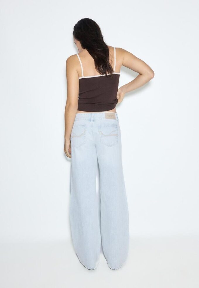 Low-Rise Straight-Leg Jeans with Hammer Waistband Low-Rise Straight-Leg Jeans with Hammer Waistband