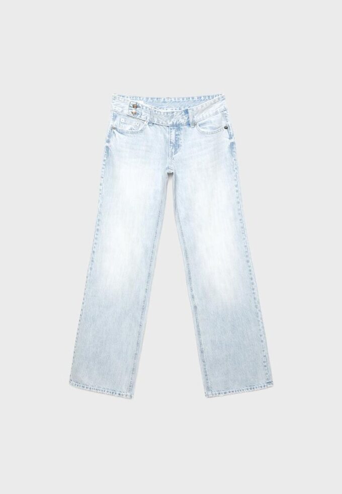 Low-Rise Straight-Leg Jeans with Hammer Waistband Low-Rise Straight-Leg Jeans with Hammer Waistband