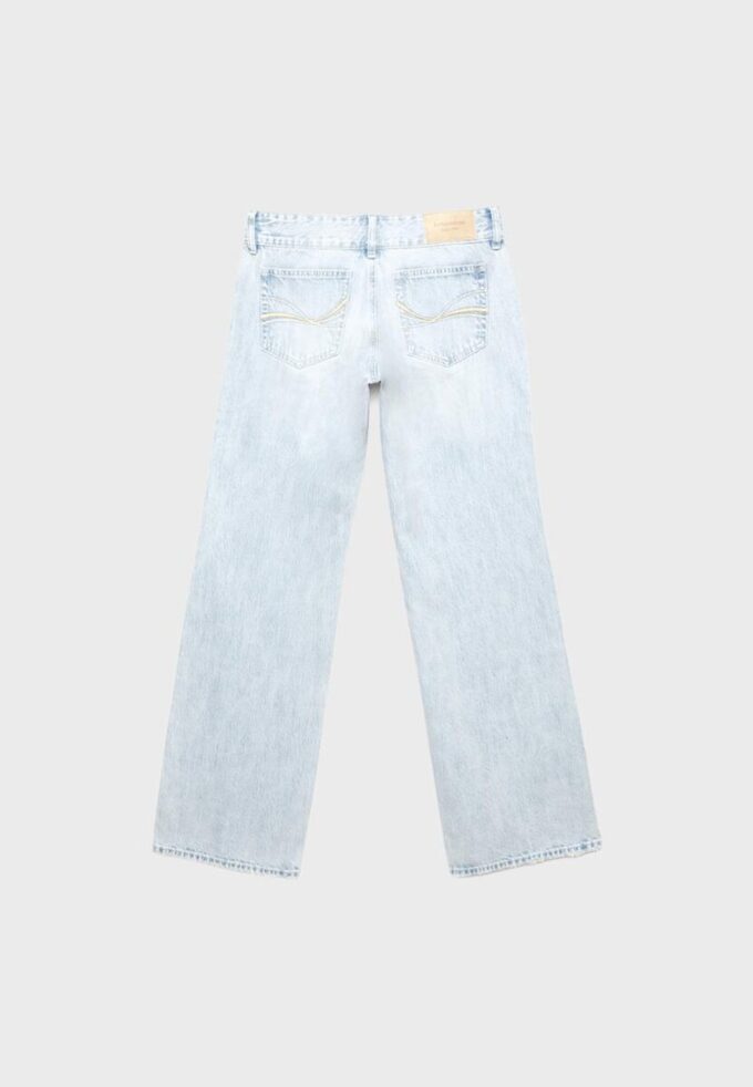 Low-Rise Straight-Leg Jeans with Hammer Waistband Low-Rise Straight-Leg Jeans with Hammer Waistband