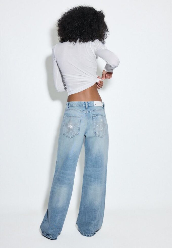 Low-Rise Wide-Leg Jeans with Star Detail
