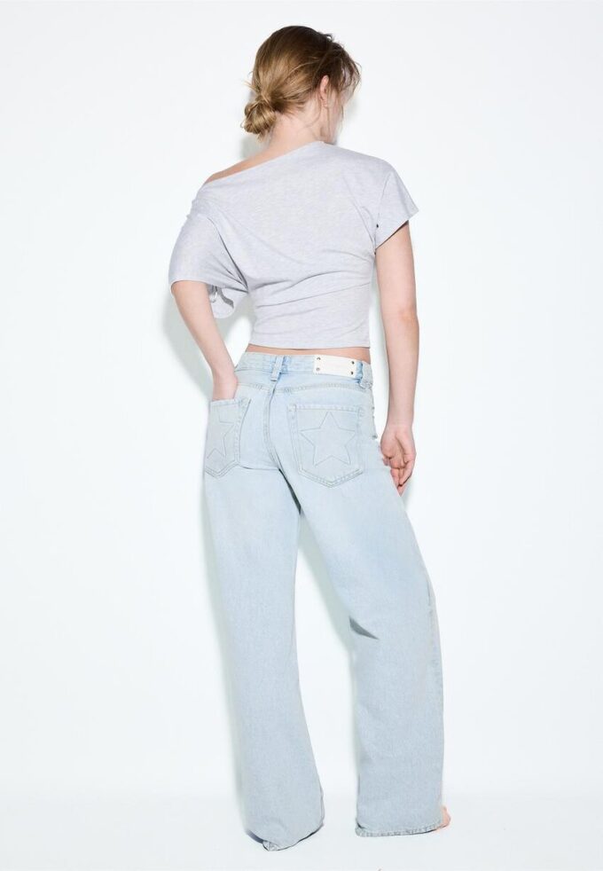 Low-Rise Wide-Leg Jeans with Star Detail