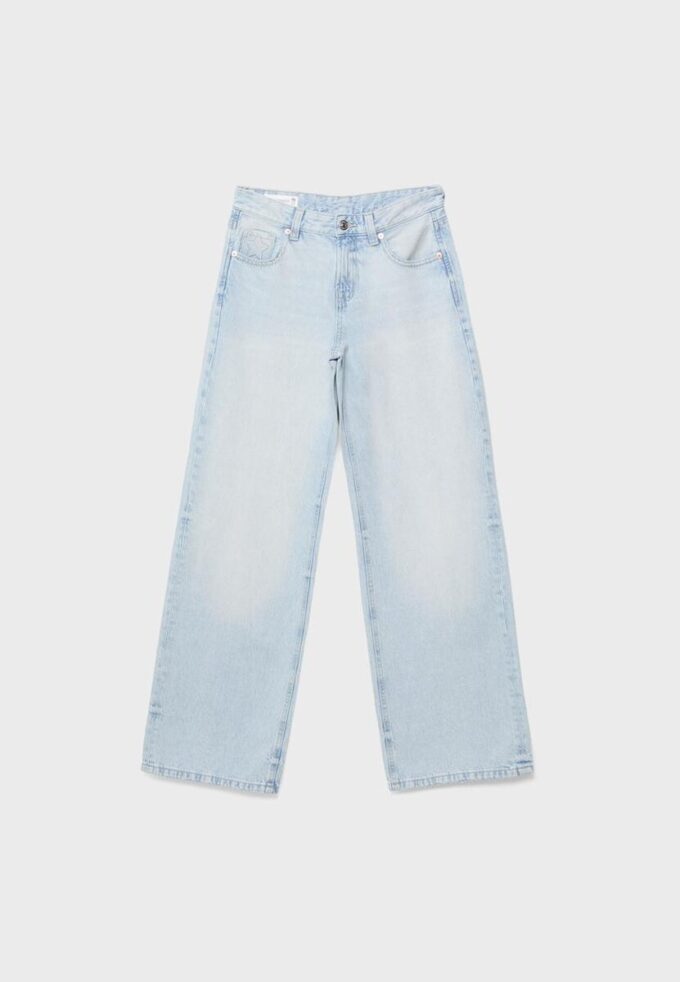 Low-Rise Wide-Leg Jeans with Star Detail