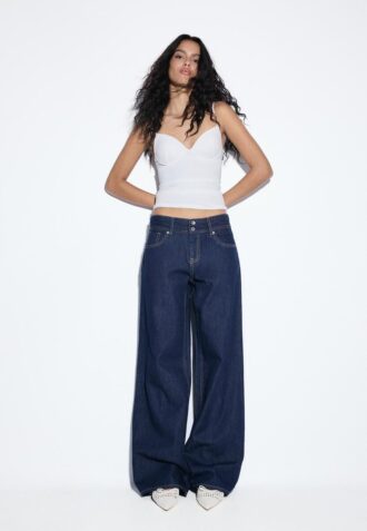 Low-Waist Double-Button Jeans