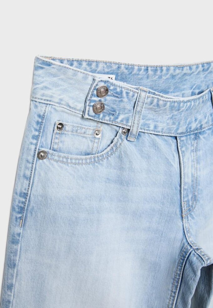 Low-Waist Straight-Leg Hammer-Loop Jeans Low-Waist Straight-Leg Hammer-Loop Jeans