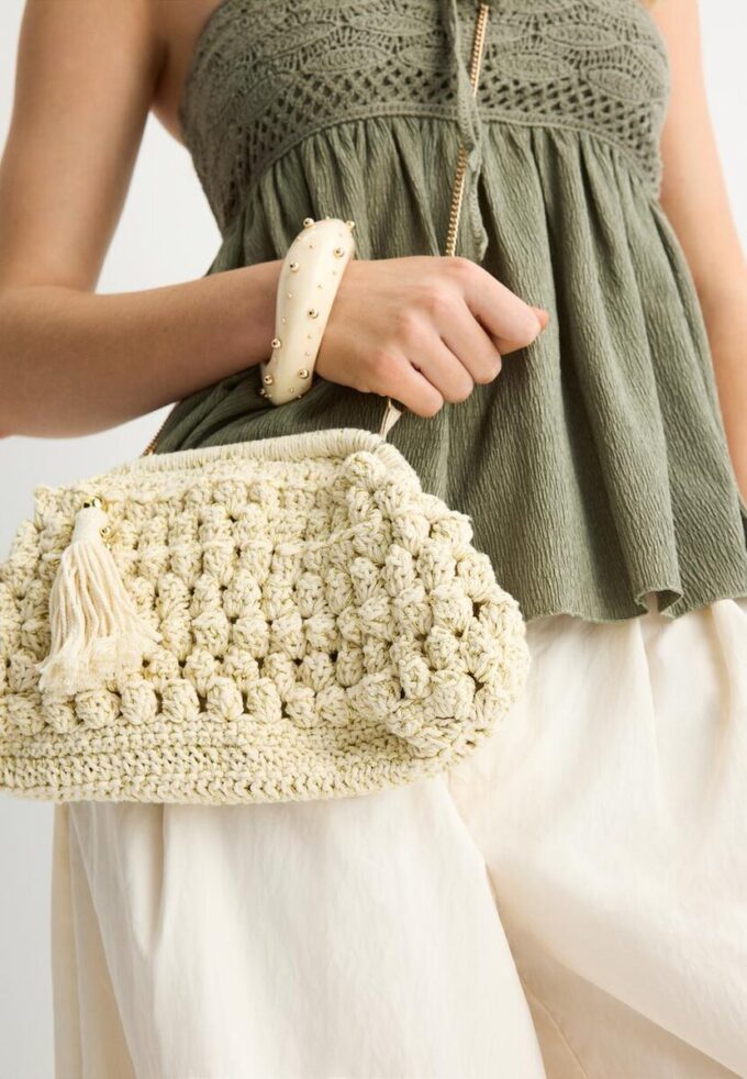 Metallic Thread Crochet Bucket Bag Metallic Thread Crochet Bucket Bag