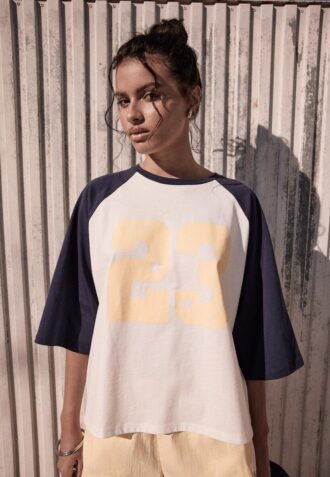 Raglan Sleeve T-Shirt Raglan Sleeve T-Shirt