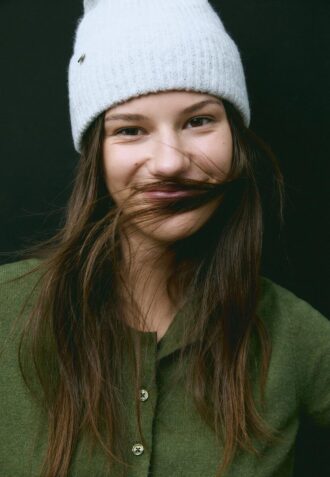 Ribbed Beanie with Plaque
