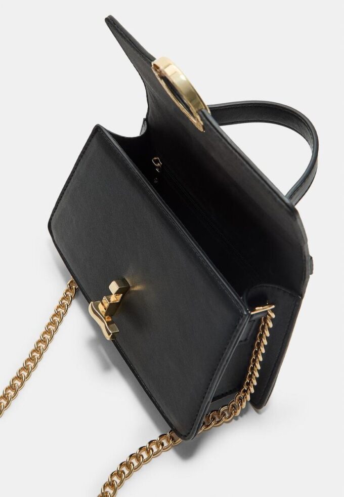 Round-Clasp Shoulder Bag