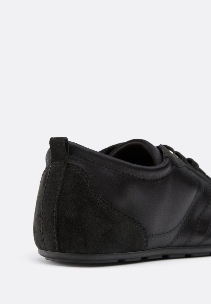 Satin Fine Sole Trainers