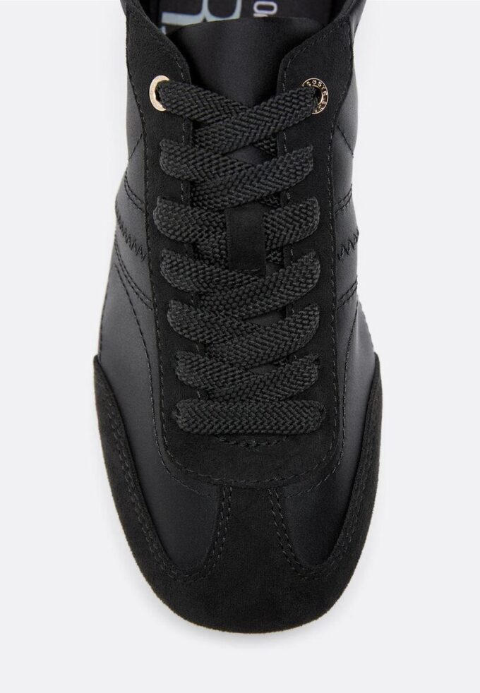 Satin Fine Sole Trainers