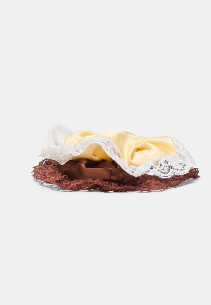 Set of 2 Lace Scrunchies