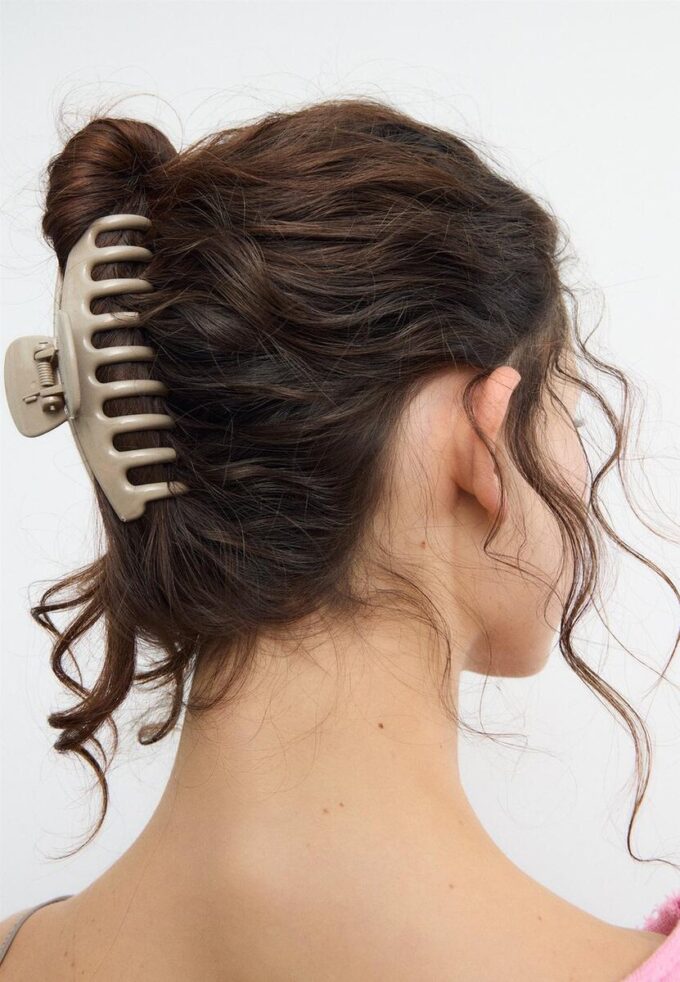 Set of 2 Soft Touch Maxi Hair Clips