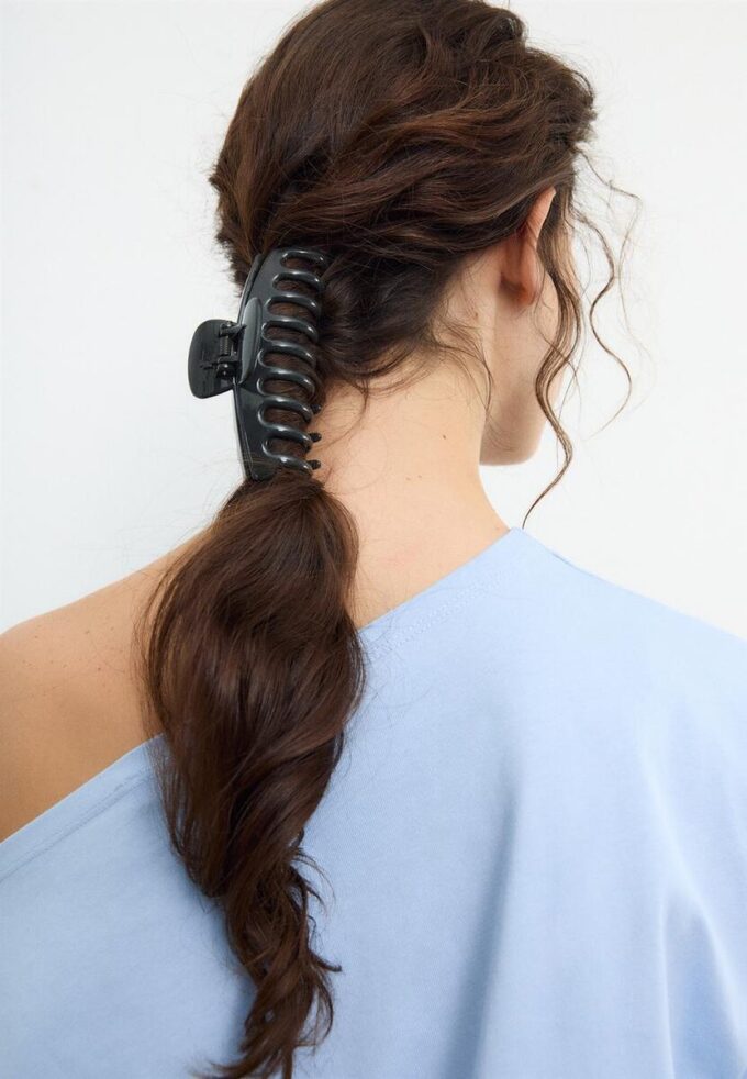 Set of 2 Soft Touch Maxi Hair Clips