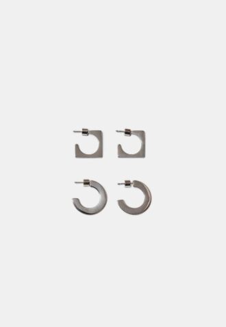 Set of 2 Waterproof Earrings