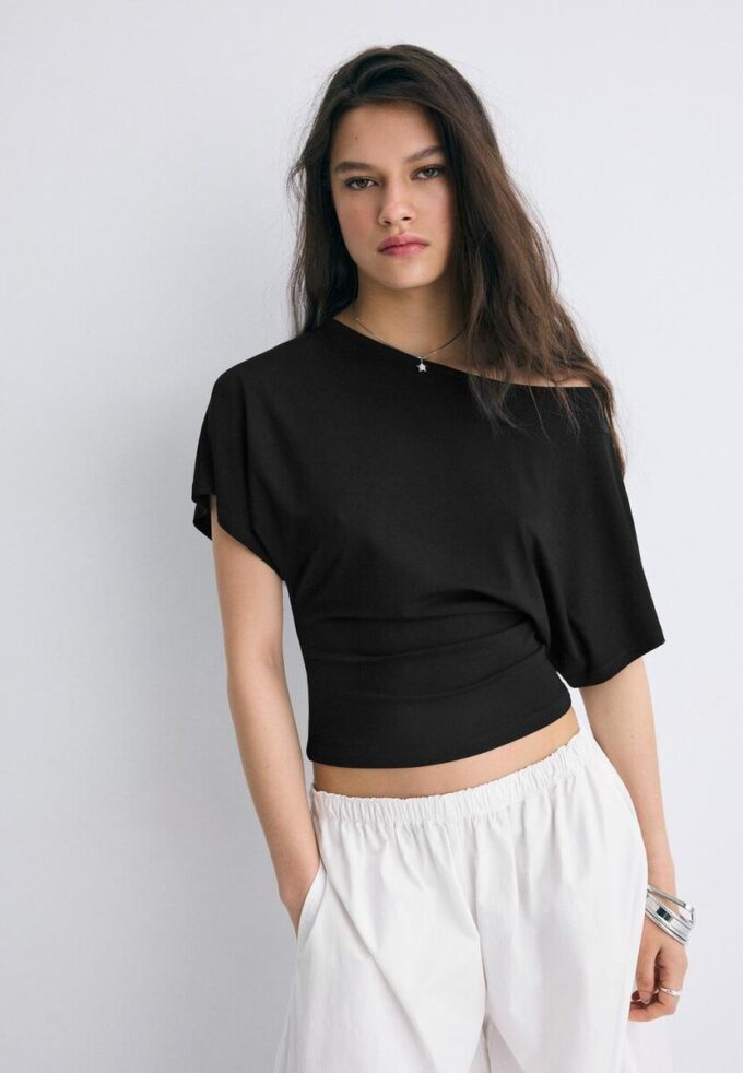 Short Sleeve Boat Neck T-Shirt